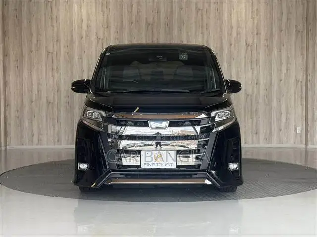 Toyota Noah 2021 Black