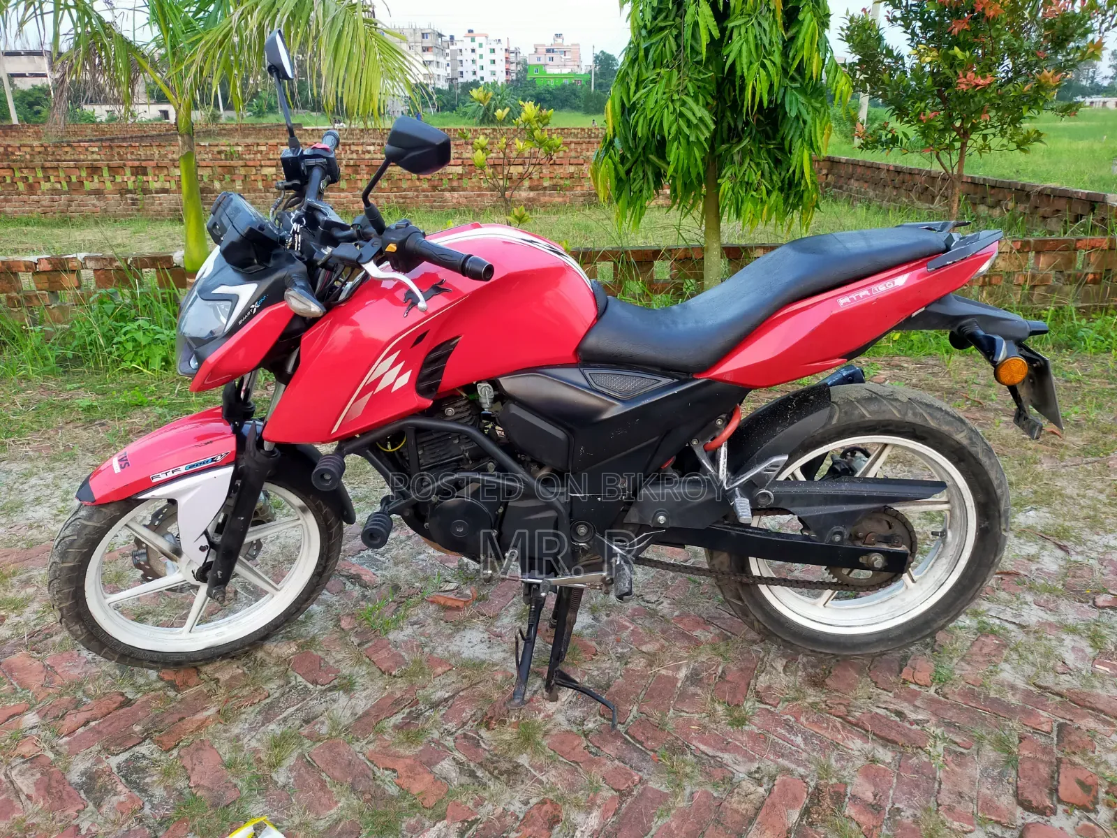 TVS Apache RTR 160 4V 2022 Red