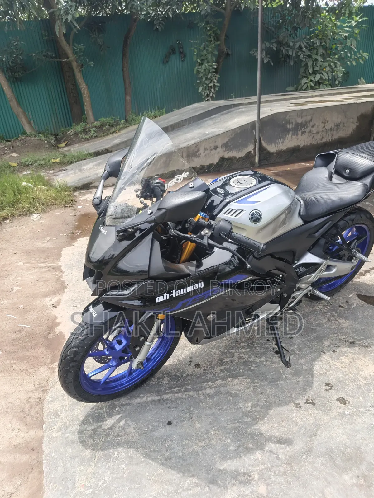 Yamaha R15M 2024 Silver