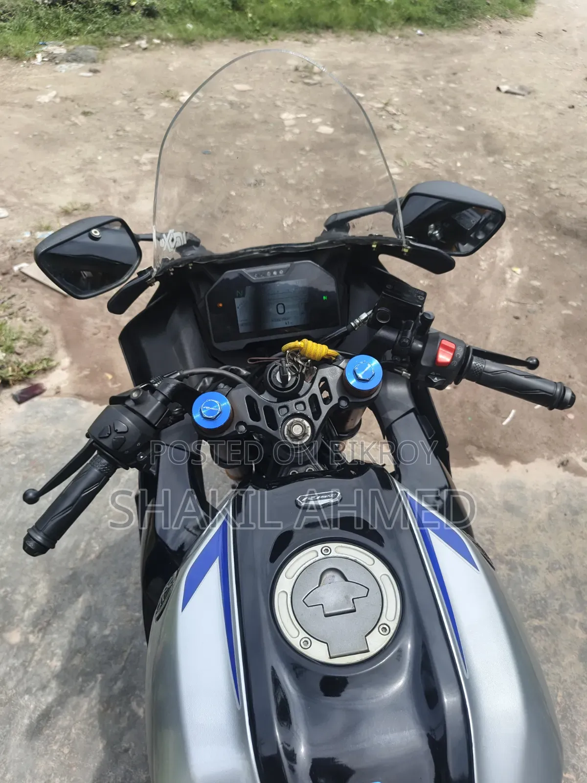 Yamaha R15M 2024 Silver