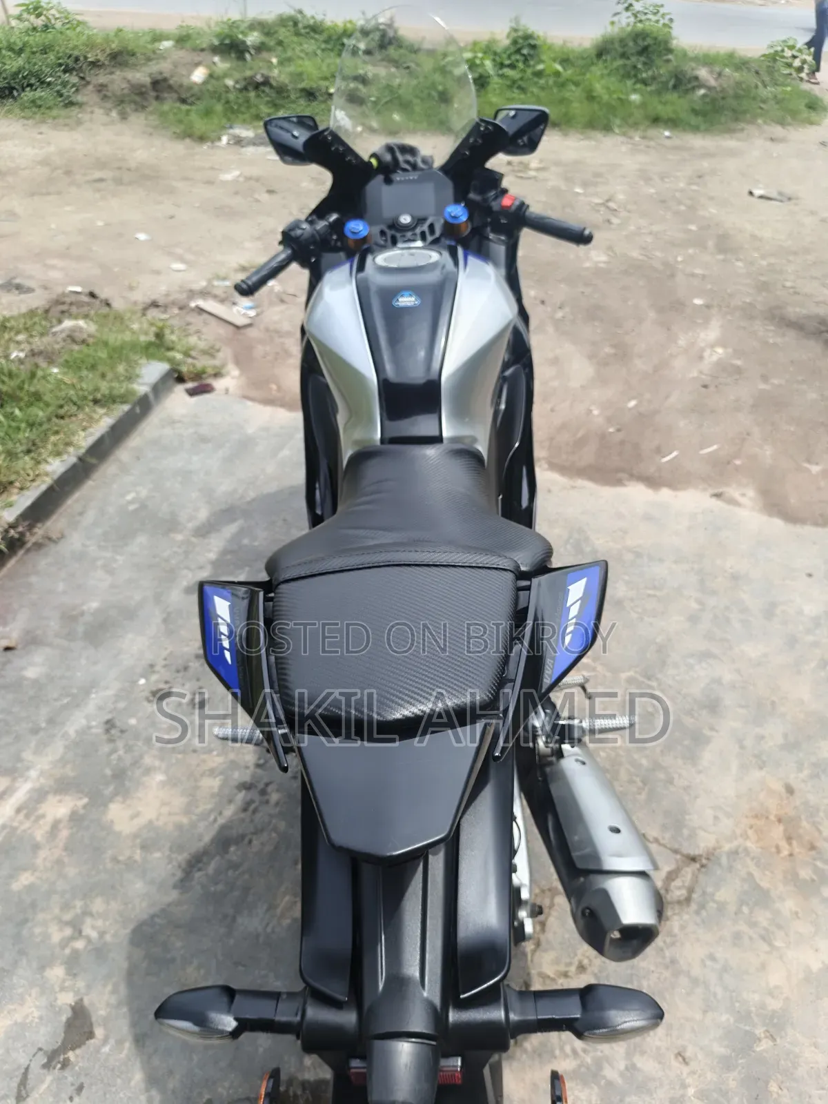 Yamaha R15M 2024 Silver