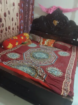 এই খাটটি বিক্রি করা হবে 5/7