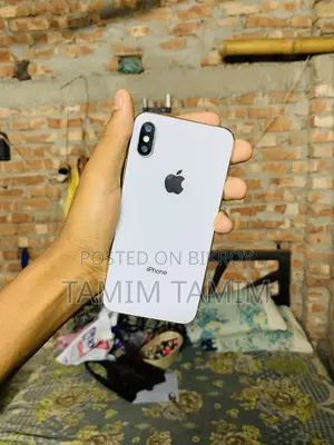 অ্যাপল আইফোন এক্স ২৫৬ জিবি হোয়াইট