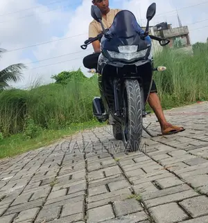 Suzuki Gixxer 2024 Black