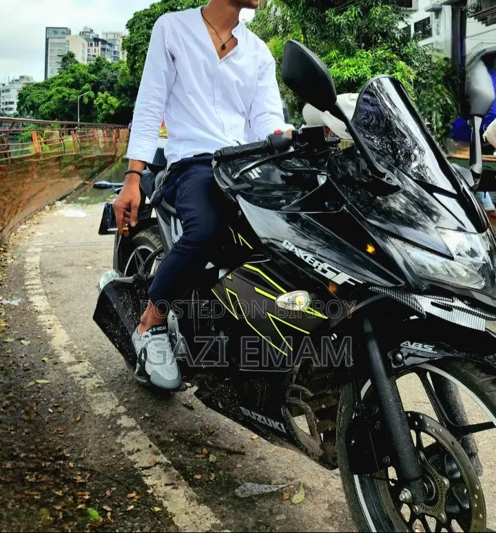 Suzuki Gixxer 2024 Black