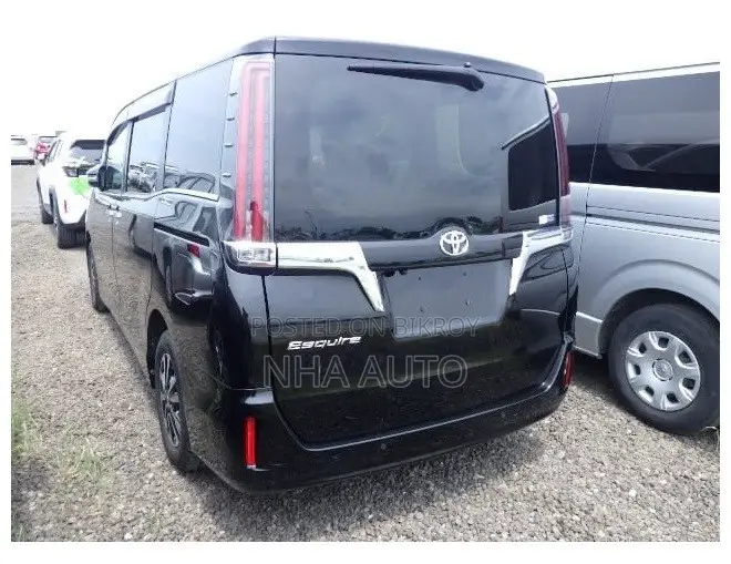 Toyota Esquire 2021 Black