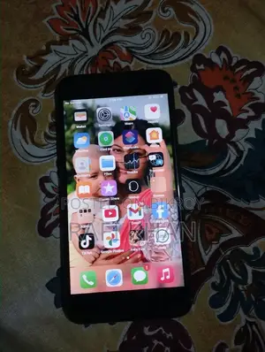 Apple iPhone 7 Plus 32 GB Black