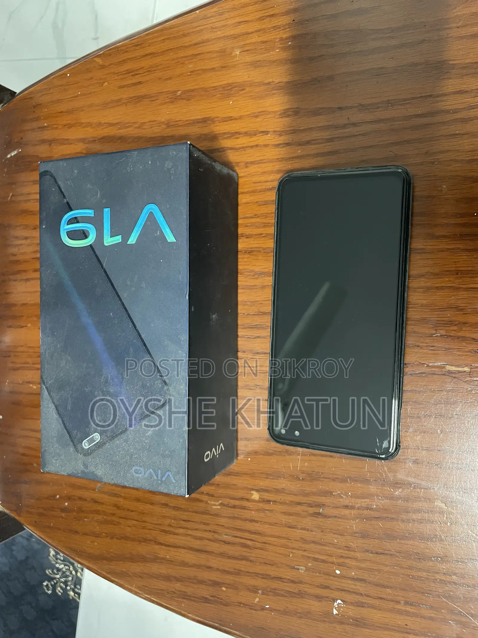 Vivo V19 128 GB Black