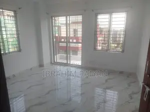 3bdrm Apartment in Aftab Nagar for rent