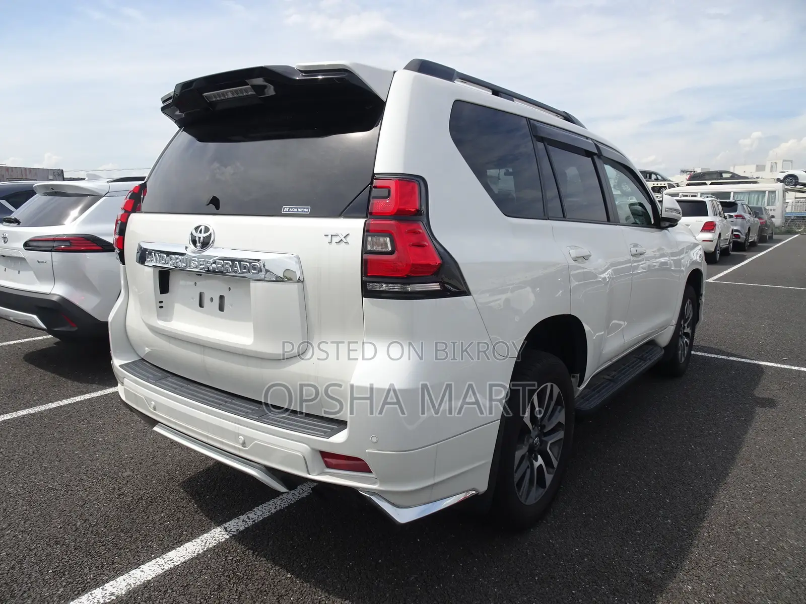 Toyota Land Cruiser Prado 2023 Pearl