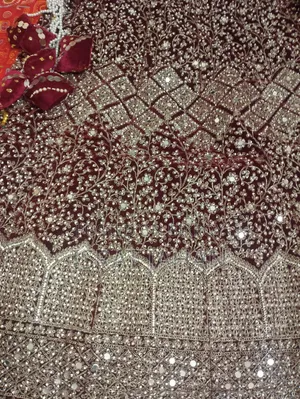 ব্রাইডাল লেহেঙ্গা।