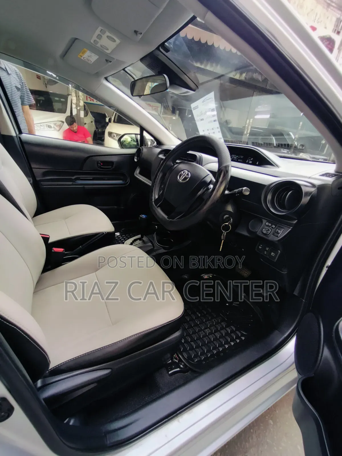 Toyota Aqua 2020 Silver