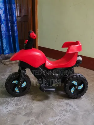 🔥 Beautiful Kids’ Ride-on Bike for Sale! 🏍️