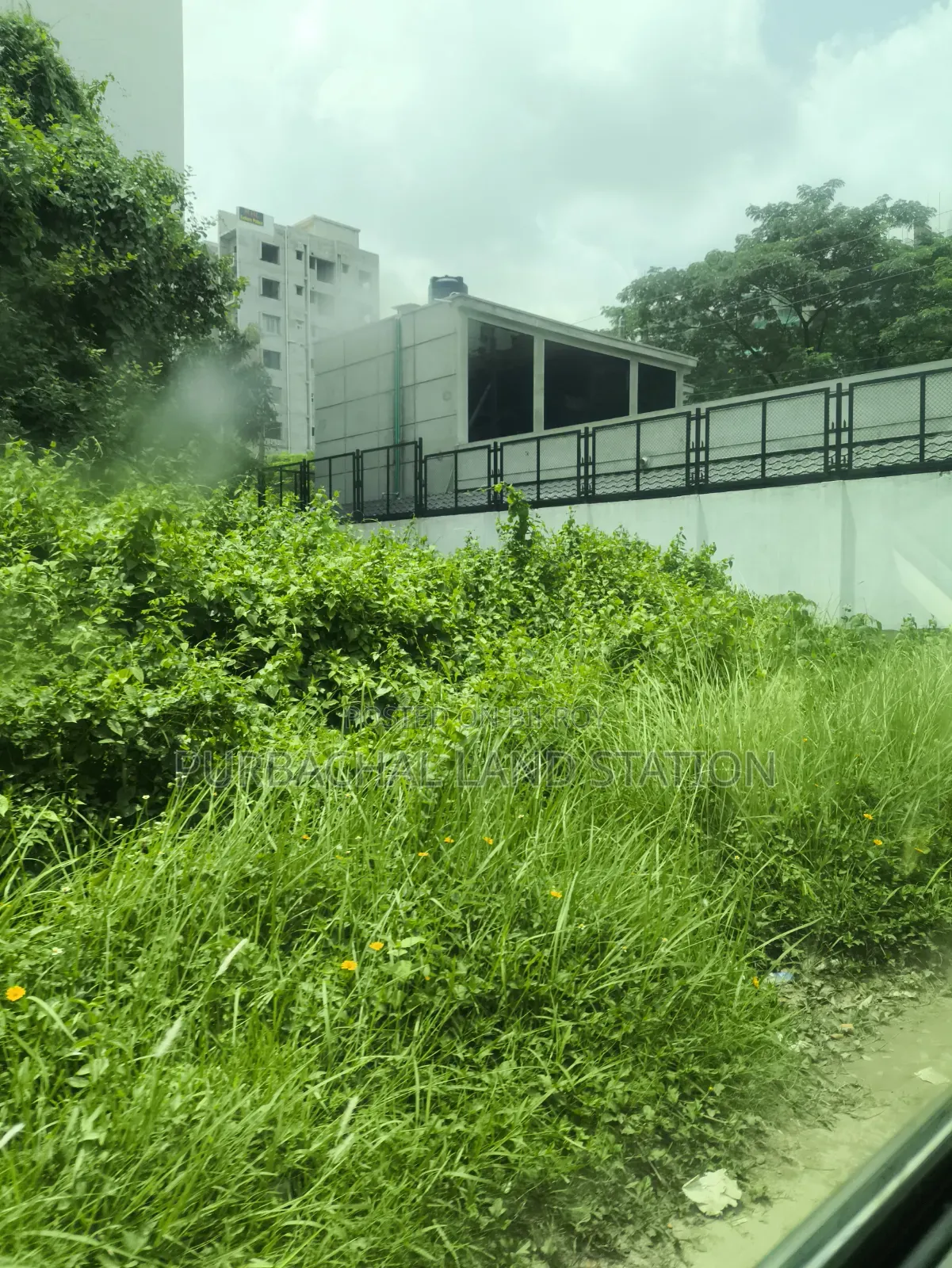 Minimum Price Sector:13,East Face 5 Katha Plot Urgent Salin Purbachal