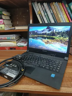 Laptop Lenovo 4GB Intel Core i7 HDD 512GB