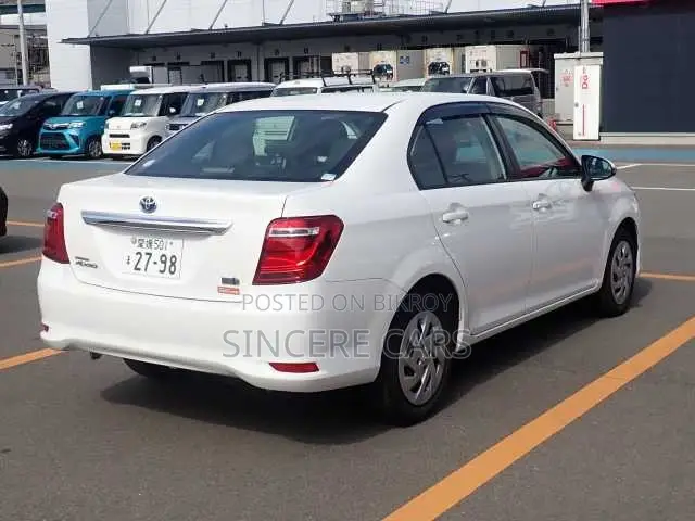 Toyota Axio 2021 White