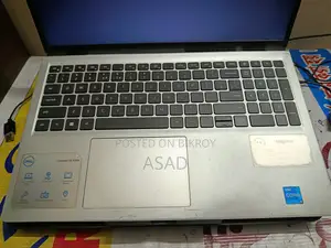 Laptop Dell Inspiron 15 3000 8GB Intel Core i5 SSD 512GB