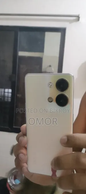 New Oppo Reno 256 GB Gold