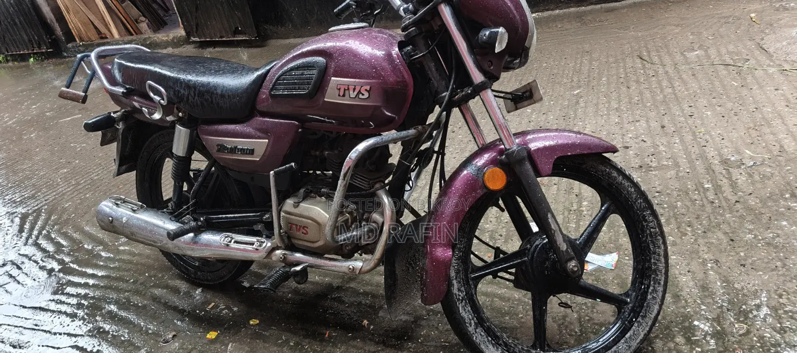 TVS Radeon 2019 Pink