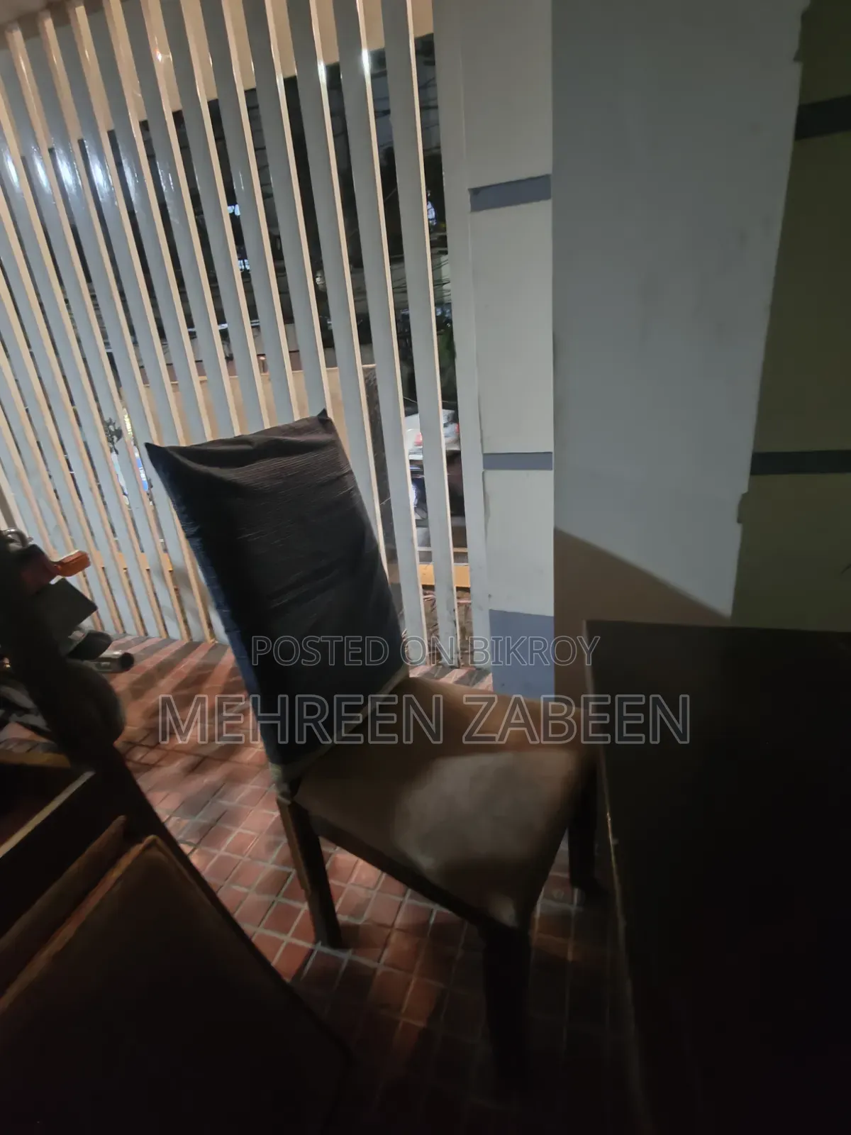 Dining Table With 6Chairs