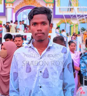 শোরুমের জন্য কিছু স্টাফ লাগবে