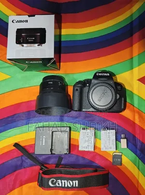 Canon 700D