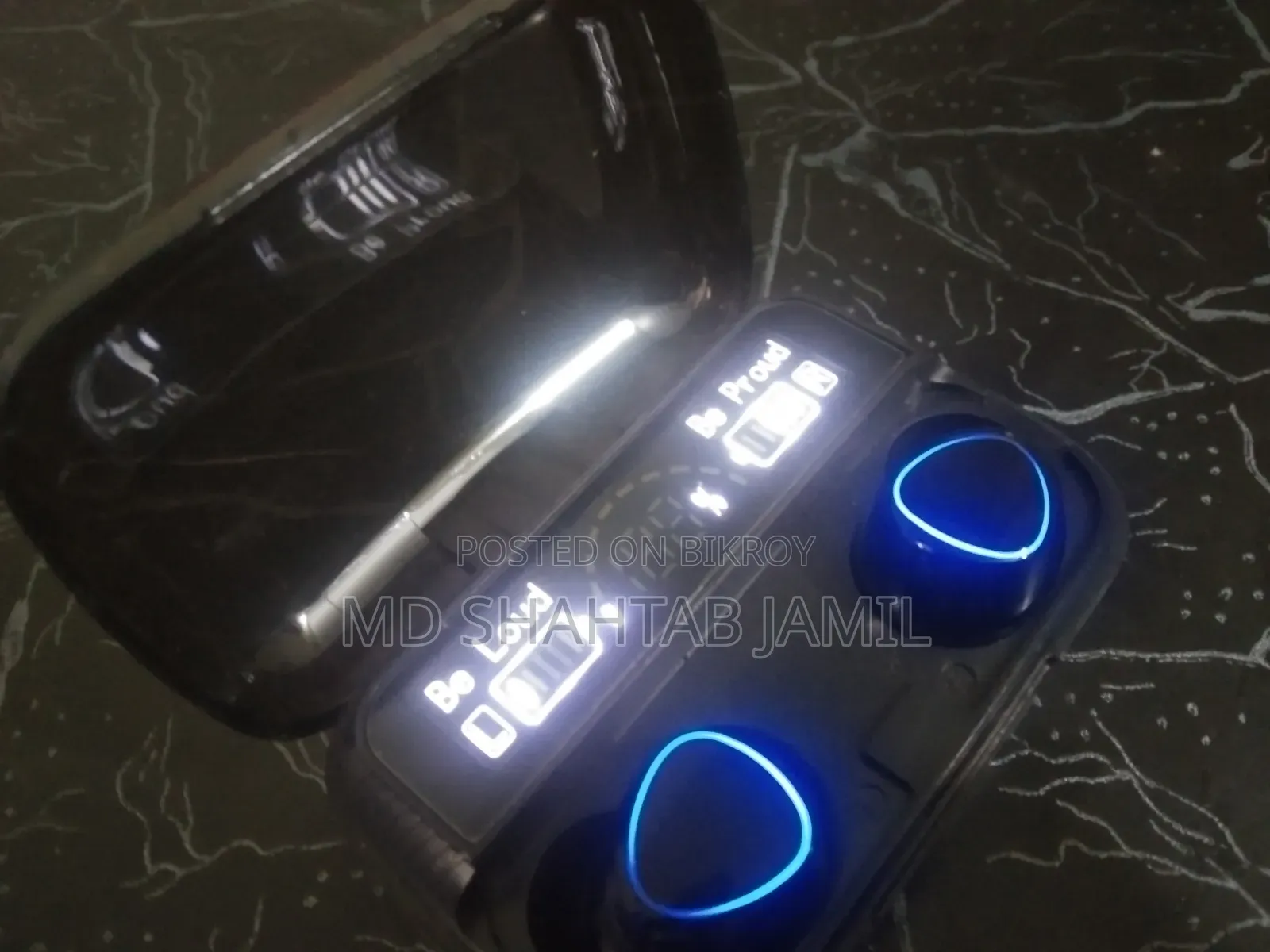 M10 Earbud