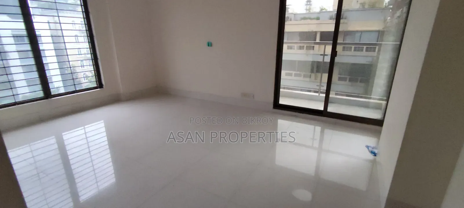 3bdrm Apartment in Dhanmondi for sale