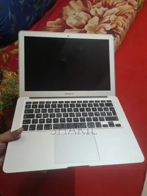 Laptop Apple MacBook Pro 2017 8GB Apple M1 Pro SSD 128GB