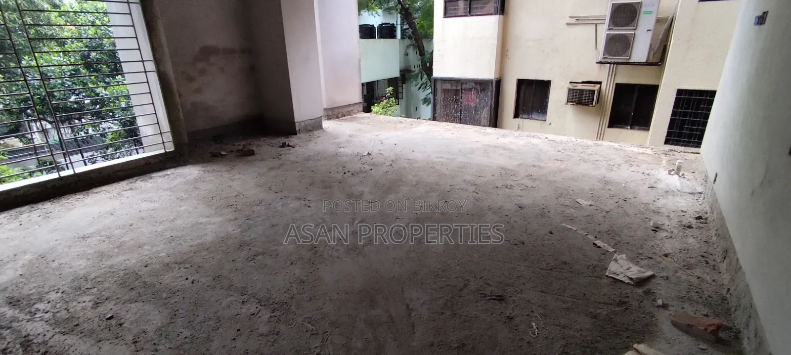 4bdrm Apartment in Dhanmondi for sale
