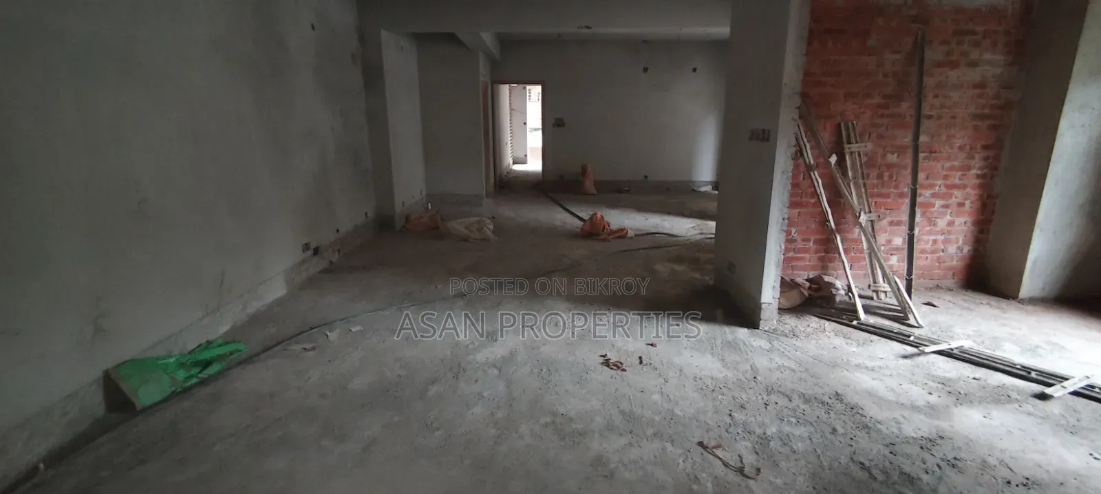 4bdrm Apartment in Dhanmondi for sale