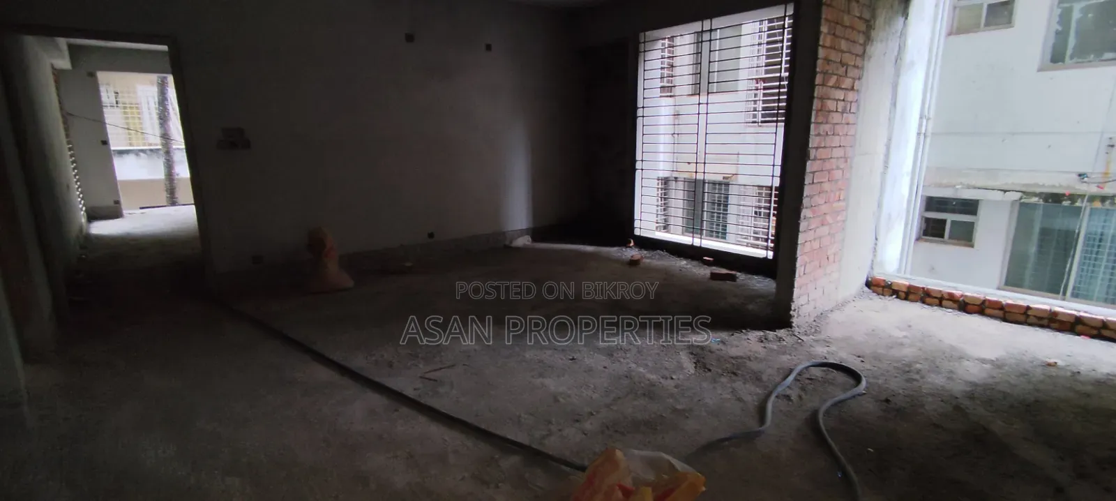 4bdrm Apartment in Dhanmondi for sale