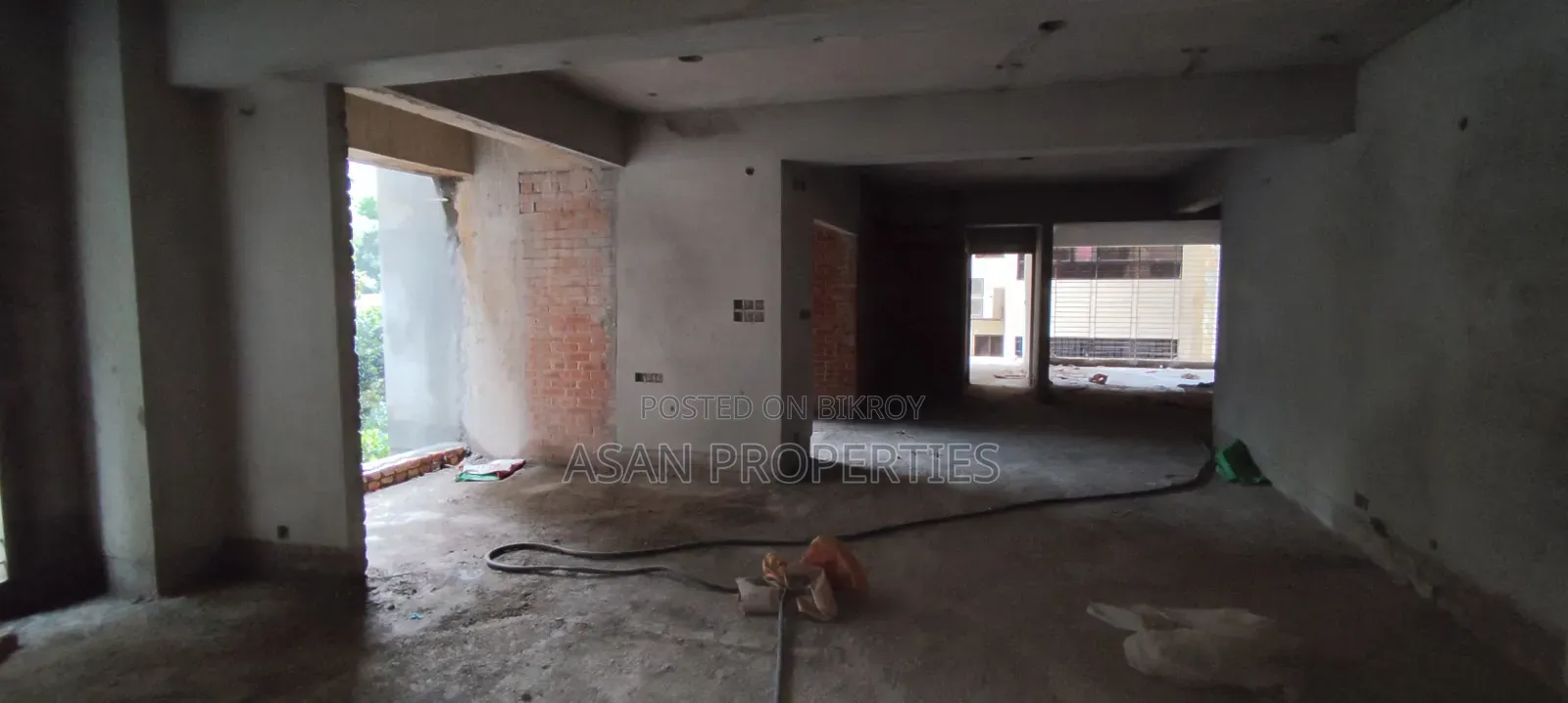 4bdrm Apartment in Dhanmondi for sale