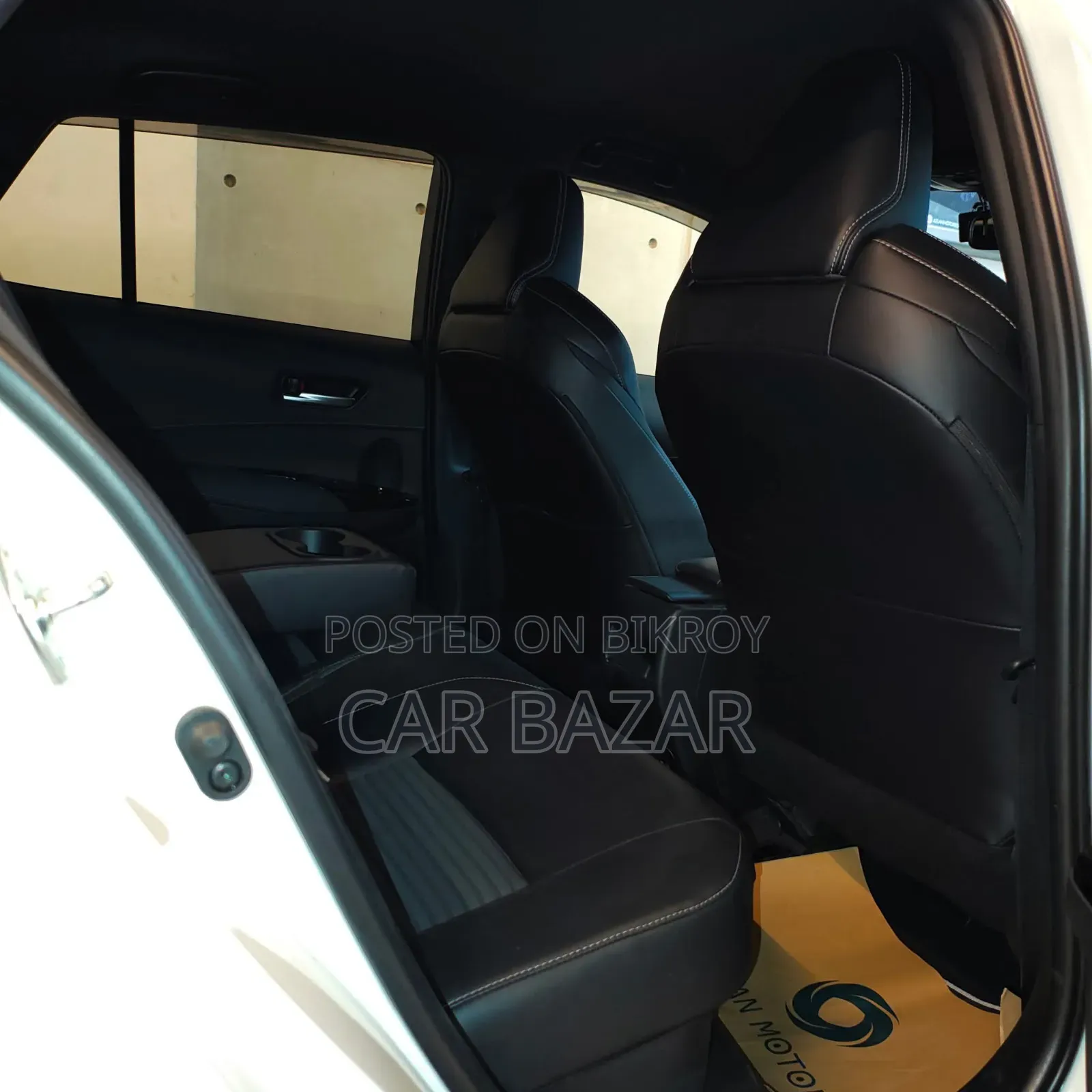 Toyota Corolla Touring WxB 2020 Pearl