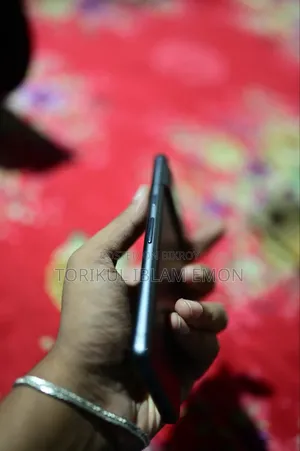 গুগল পিক্সেল ৭ ১২৮ জিবি ব্ল্যাক
