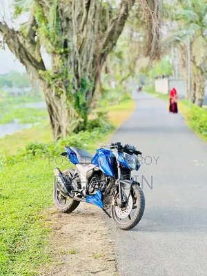 TVS Apache RTR 160 4V 2023 Blue