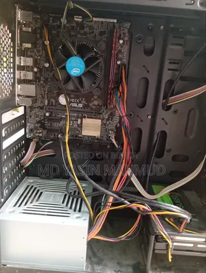 Desktop Computer Asus 8GB Intel Core i3 HDD+SSD 700GB