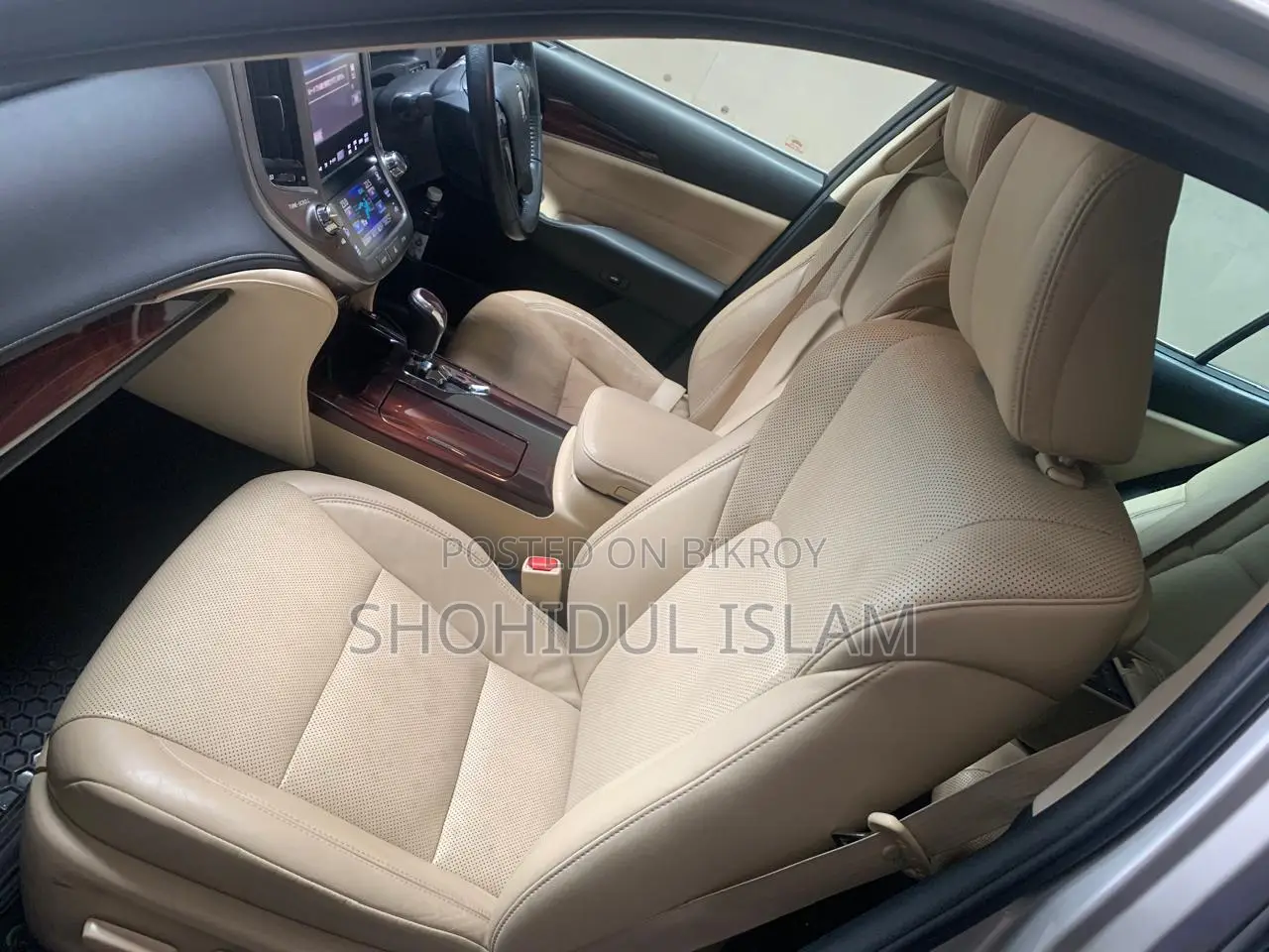 Toyota Crown 2014 Off white