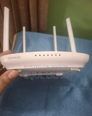 Tenda F9 Router