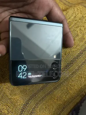 Samsung Galaxy Z Flip 3 128 GB Black