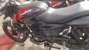 Bajaj Pulsar 150 2023 Black