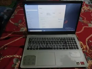 Laptop Dell Inspiron 15 3505 4GB AMD Ryzen 3 HDD+SSD 1T