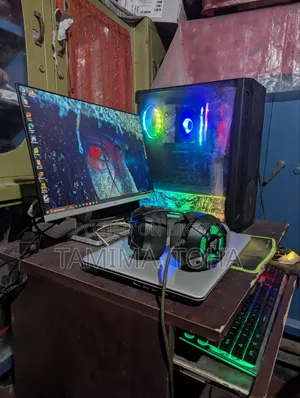 Desktop Computer MSI 16GB AMD Ryzen 5 SSD 256GB