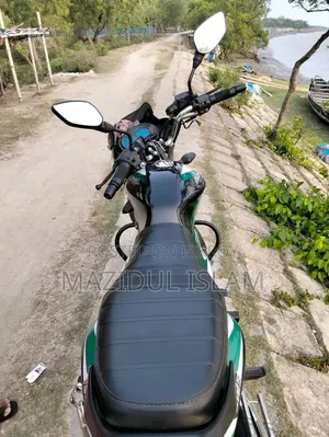 Bajaj Discover 125 2022