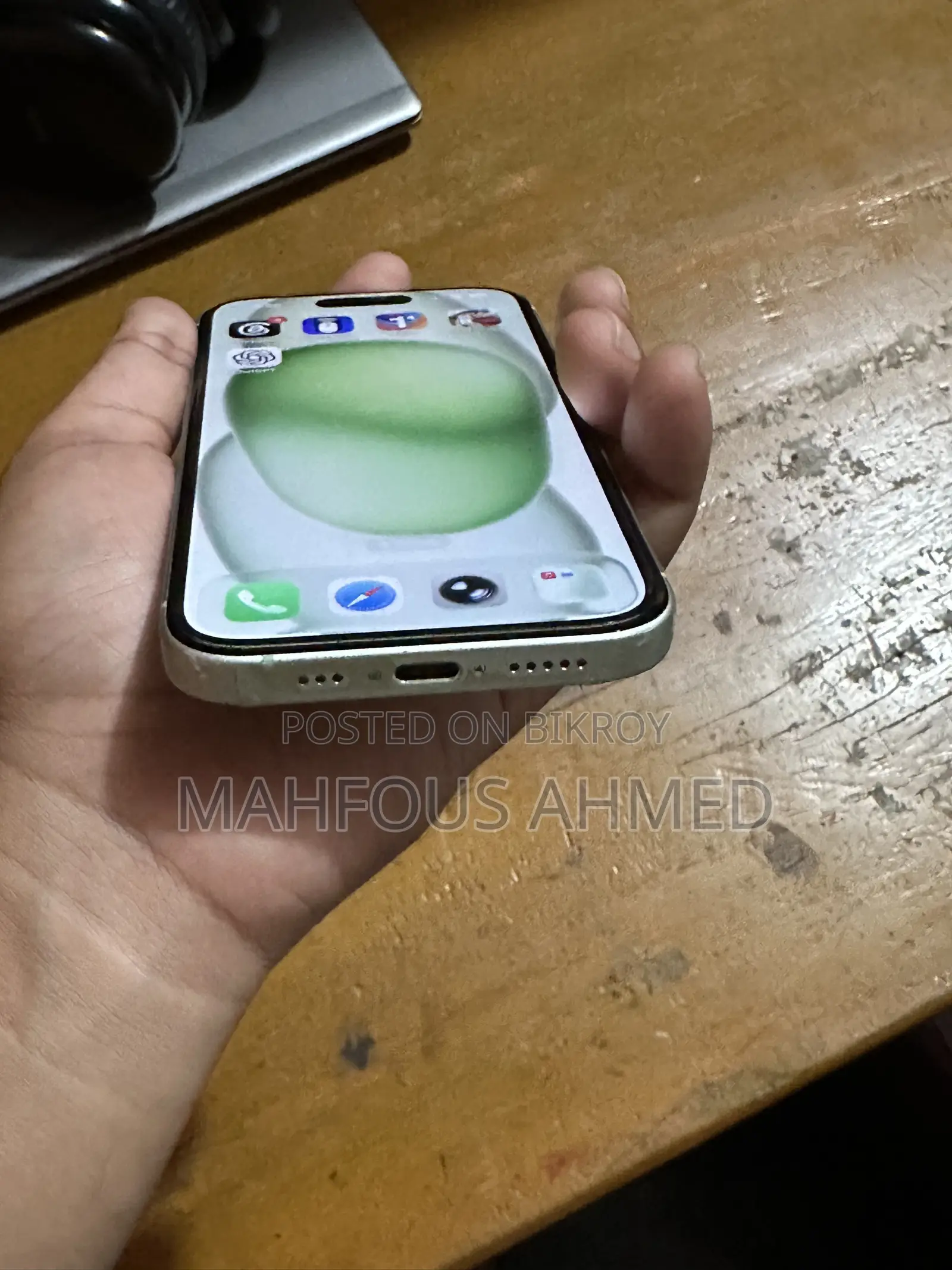 Apple iPhone 15 128 GB Green