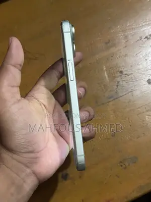 Apple iPhone 15 128 GB Green