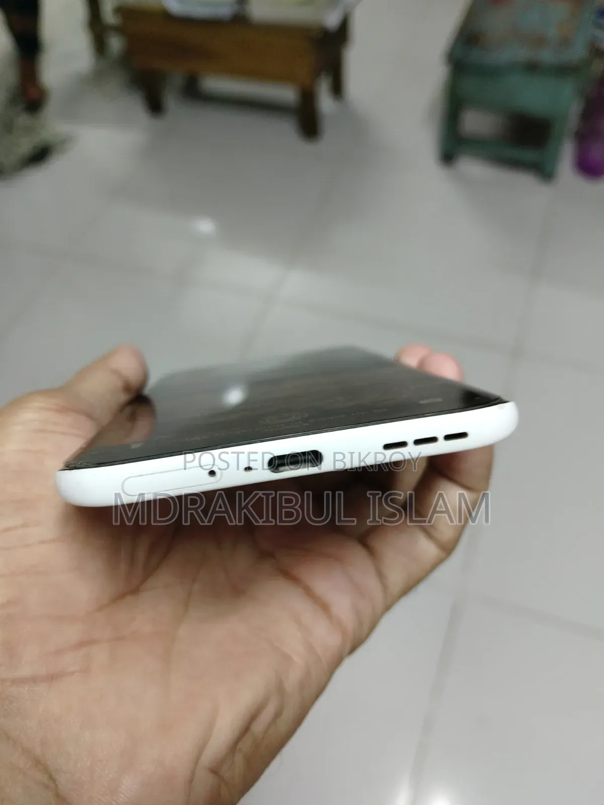 Tecno Pova Slim 5G 256 GB White