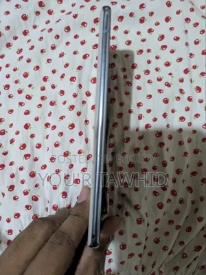Samsung Galaxy A Quantum 128 GB Purple