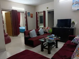6bdrm Apartment in Dom-Inno-Pioggia, Malibag for rent