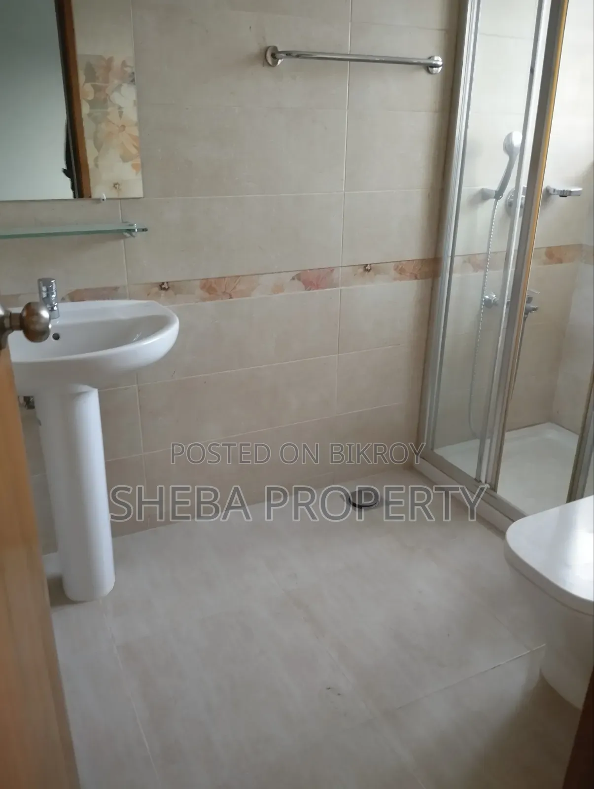 4bdrm Apartment in Bti, Gulshan for rent